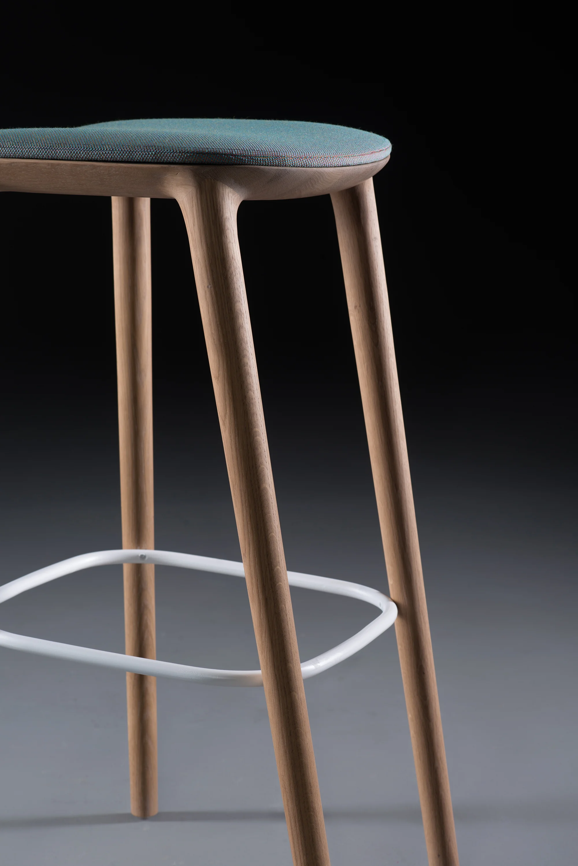 Neva bar chair designed by Regular Company