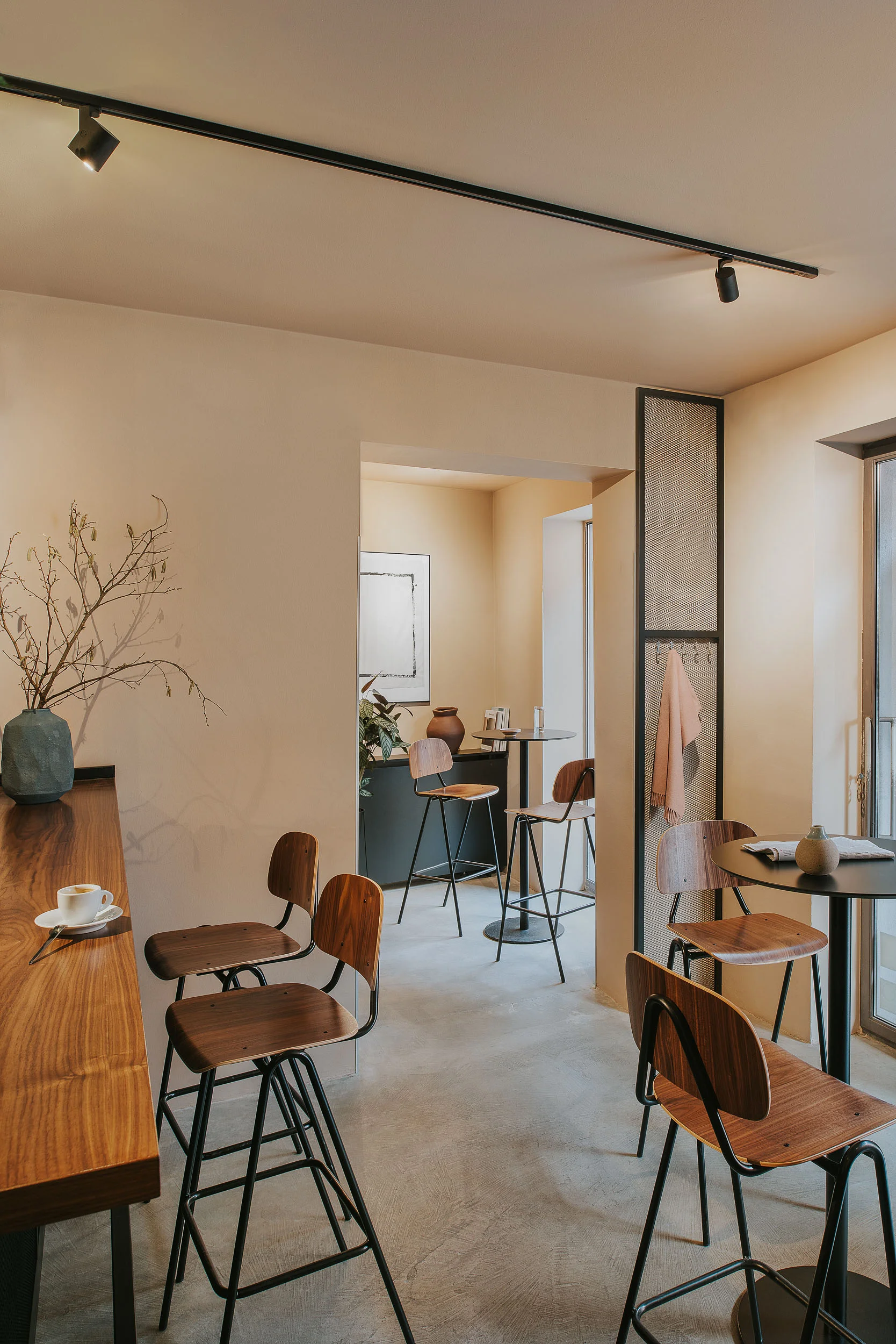 Regular bar designed by Regular Company
