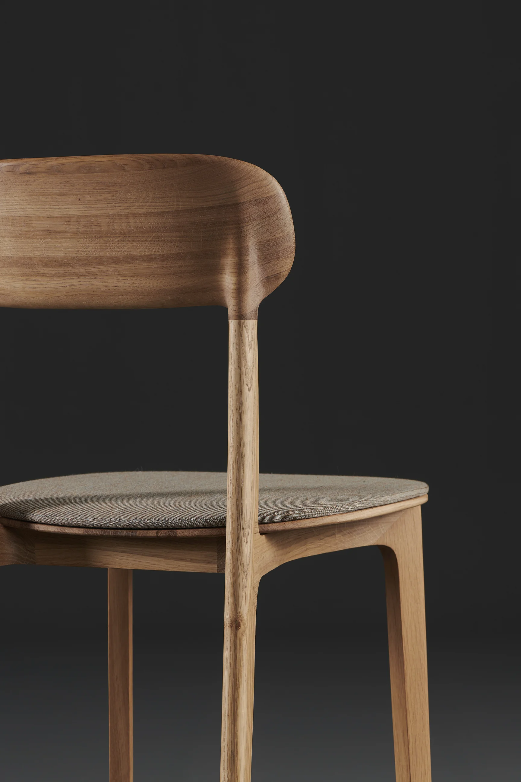 Tanka chair designed by Regular Company