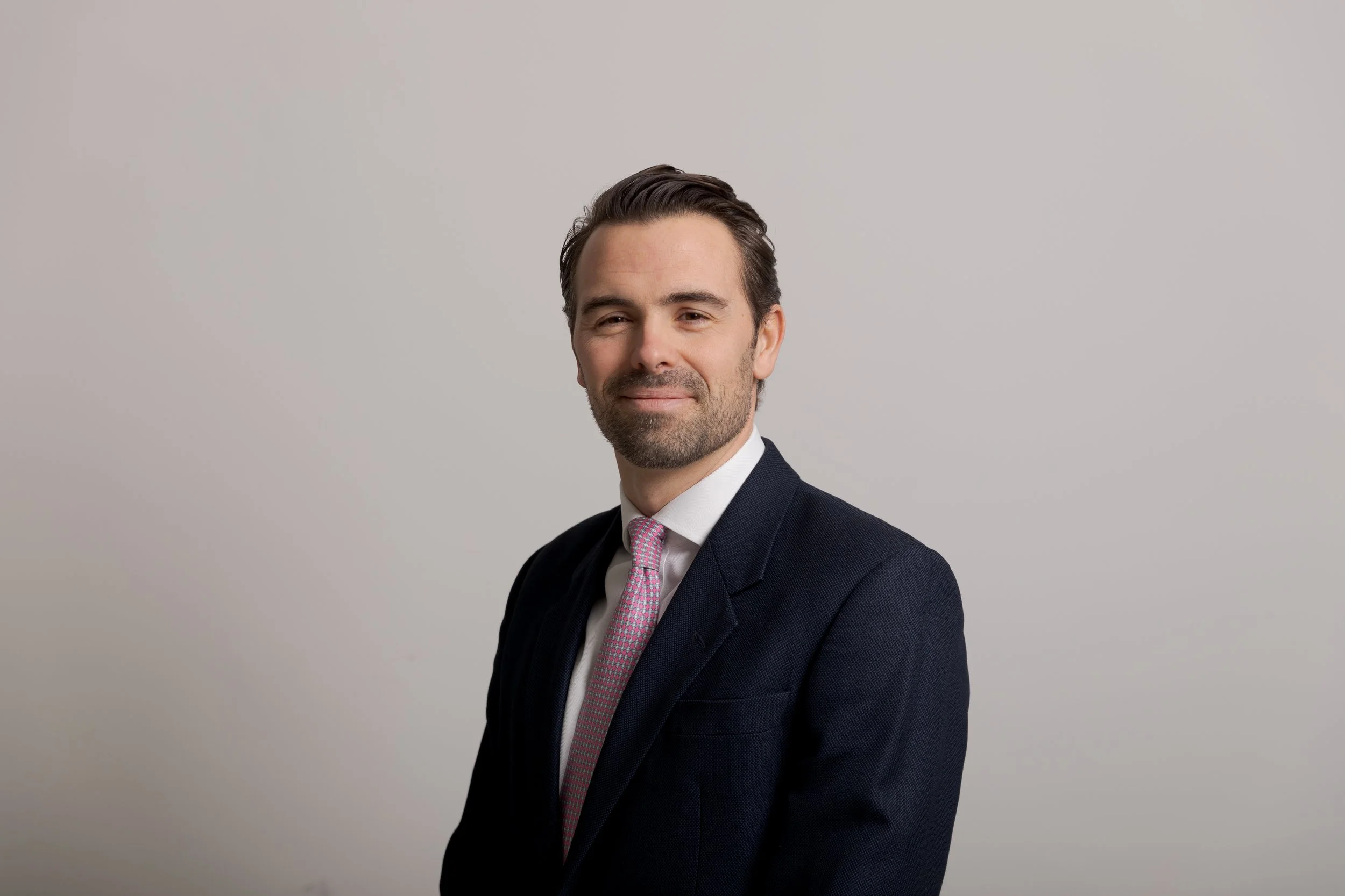 Arc &amp; Co. secures a £1.1m commercial loan from Redwood Bank for the refinancing of a serviced office building near Guildford