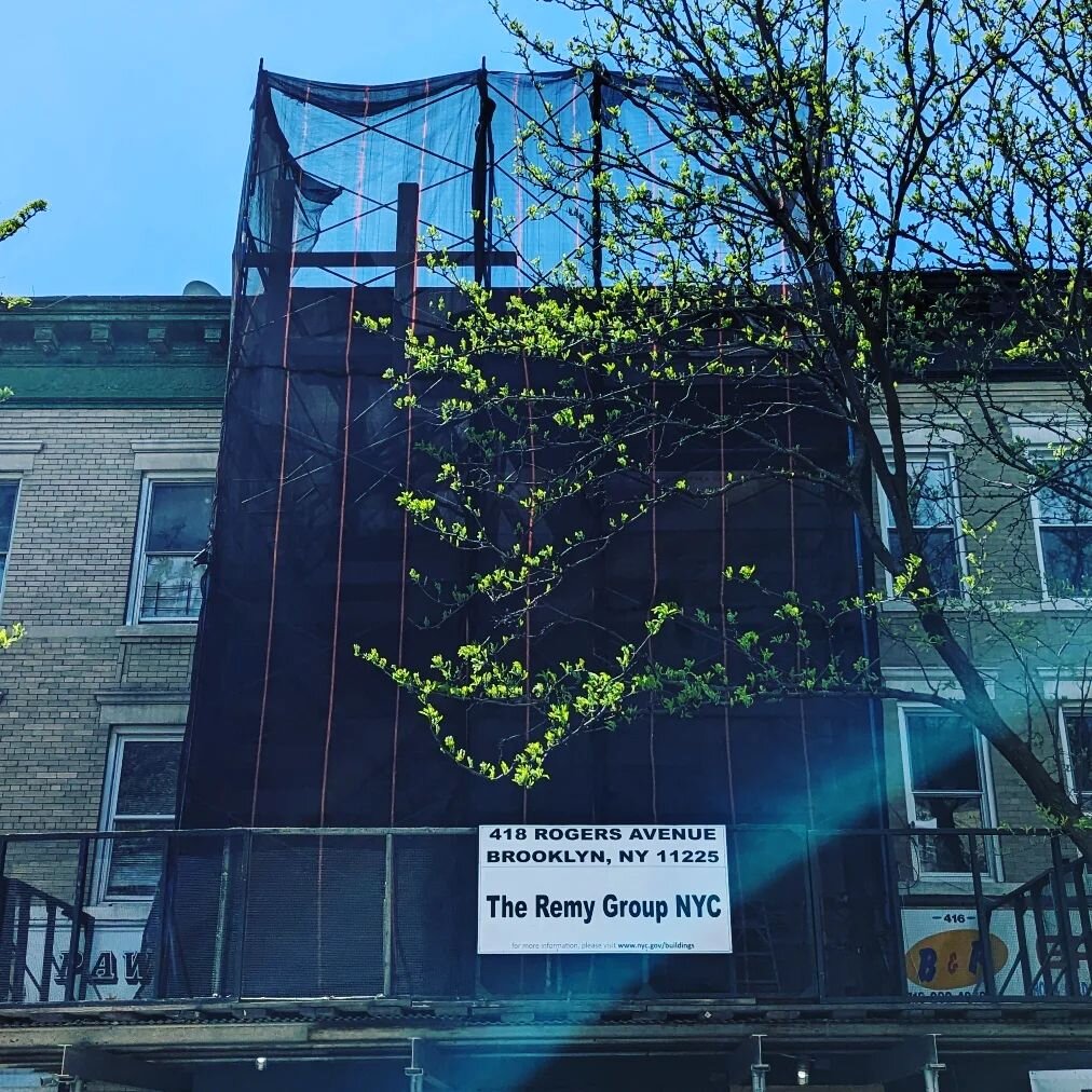 We specialize in passive homes. Visit our website to find out how we can help you with your insulation needs. 

#cellulose 
#passivehouse 
#brownstone 
#brooklyn 
#newyorkcity 
#newyork 
#queens 
#insulationcontractors 
#intello 
#insulation 
#constr