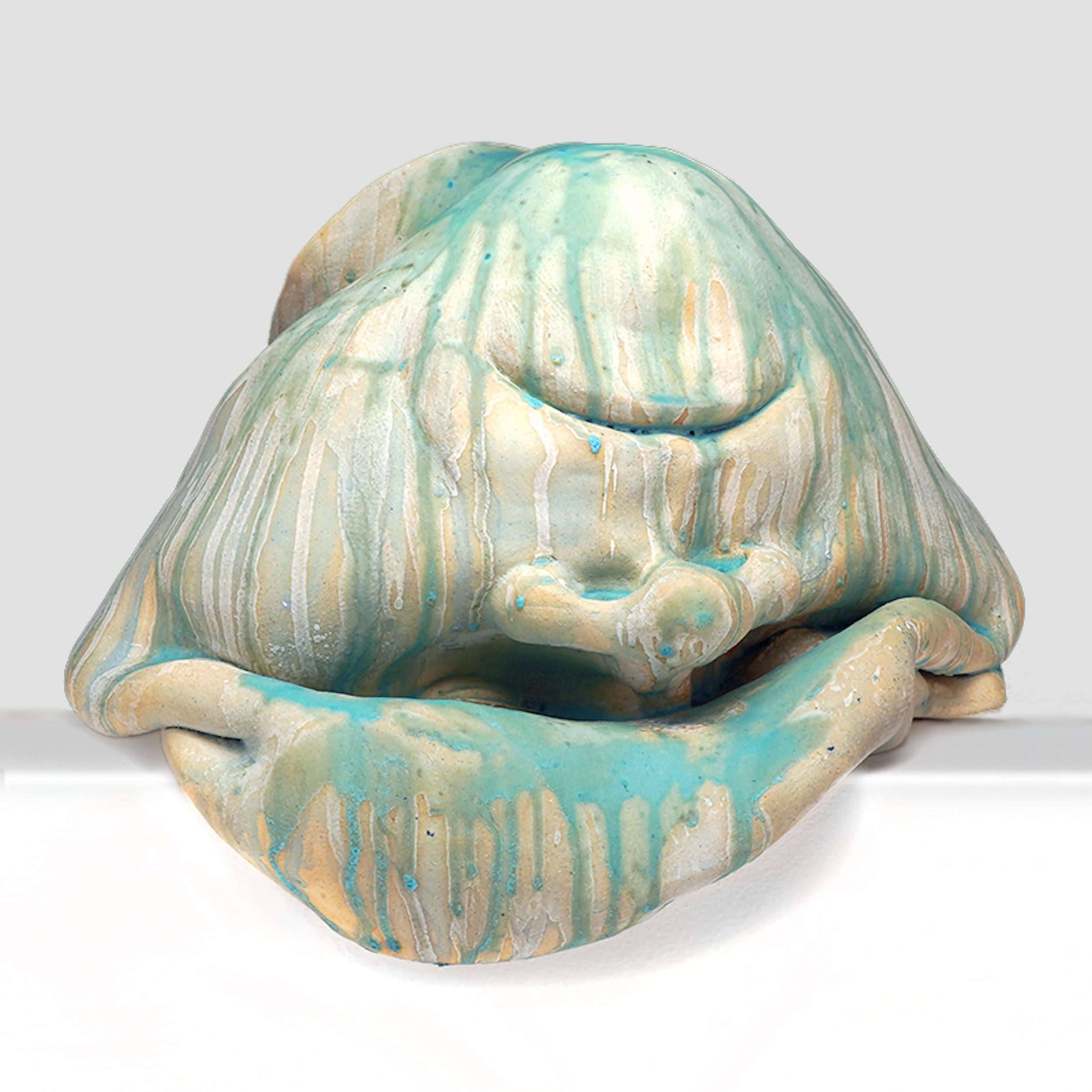 Larrabee_T_BlueBlobHead_Ceramic.jpg