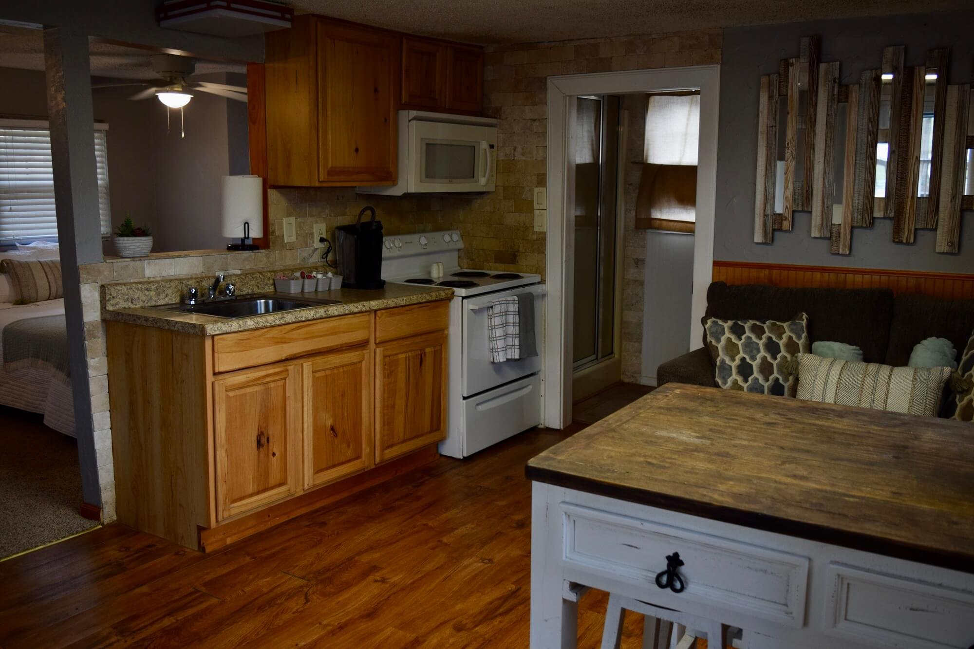 Cabin A Kitchen