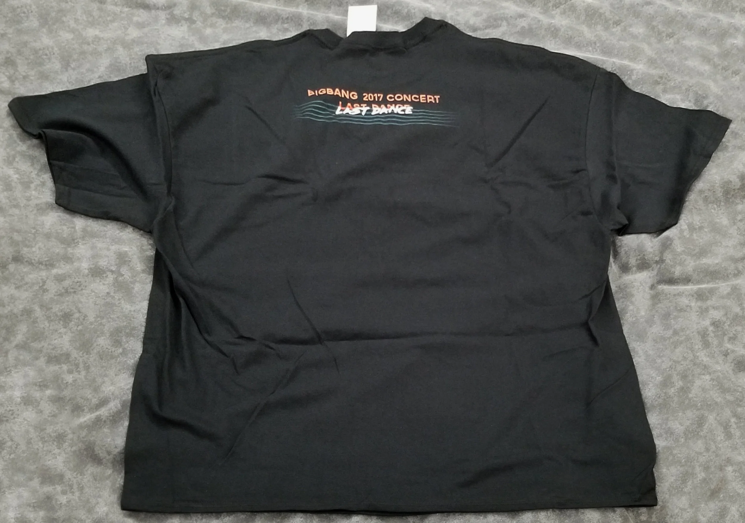 2018 - YG Presents x Hot Topic - Last Dance T-Shirt — my