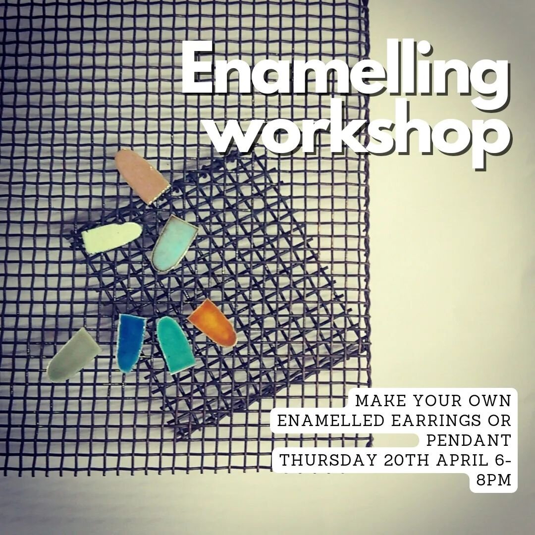 This Thursday, I'm hosting an Enamelled Pendant or Earrings Workshop at @doubledoorstudios.
In this 2 hour taster workshop I'll show you the process of enamelling and you'll be able to try out a few techniques before creating your own colourful peice
