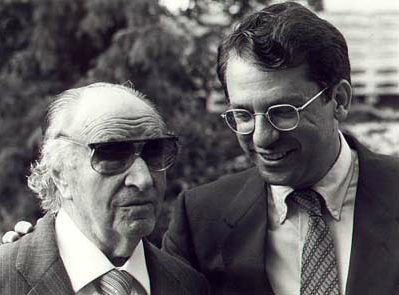 Joaquin Rodrigo and Pepe discussing the upcoming premiere of ¨Concierto para una fiesta.¨