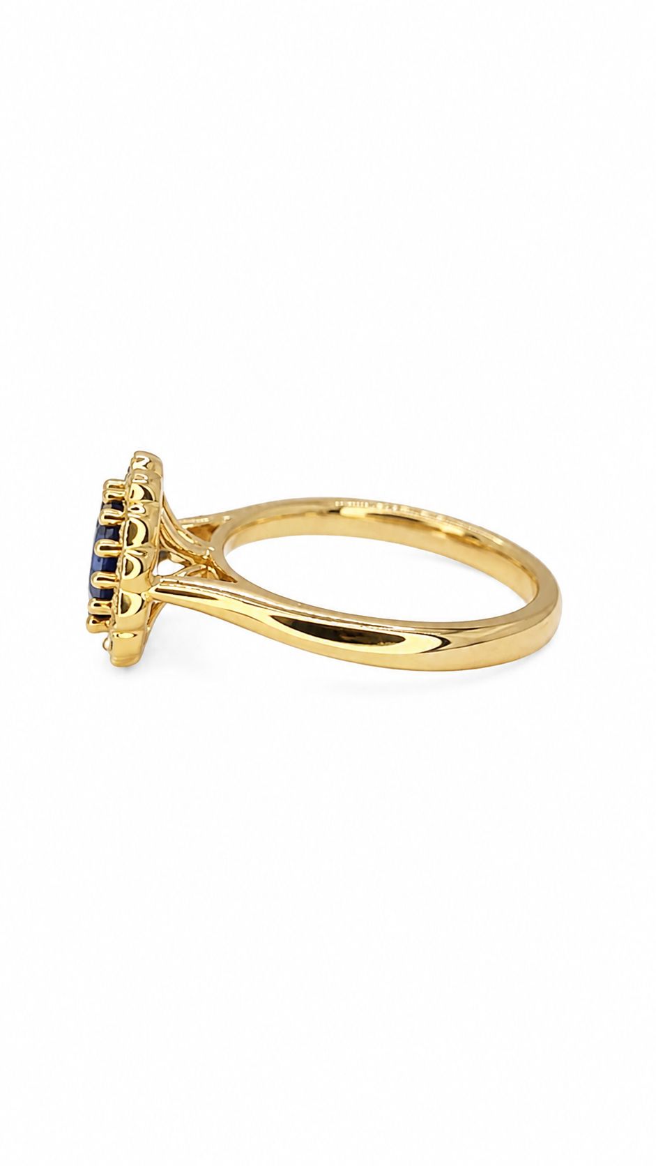 Floral Halo Ring.png