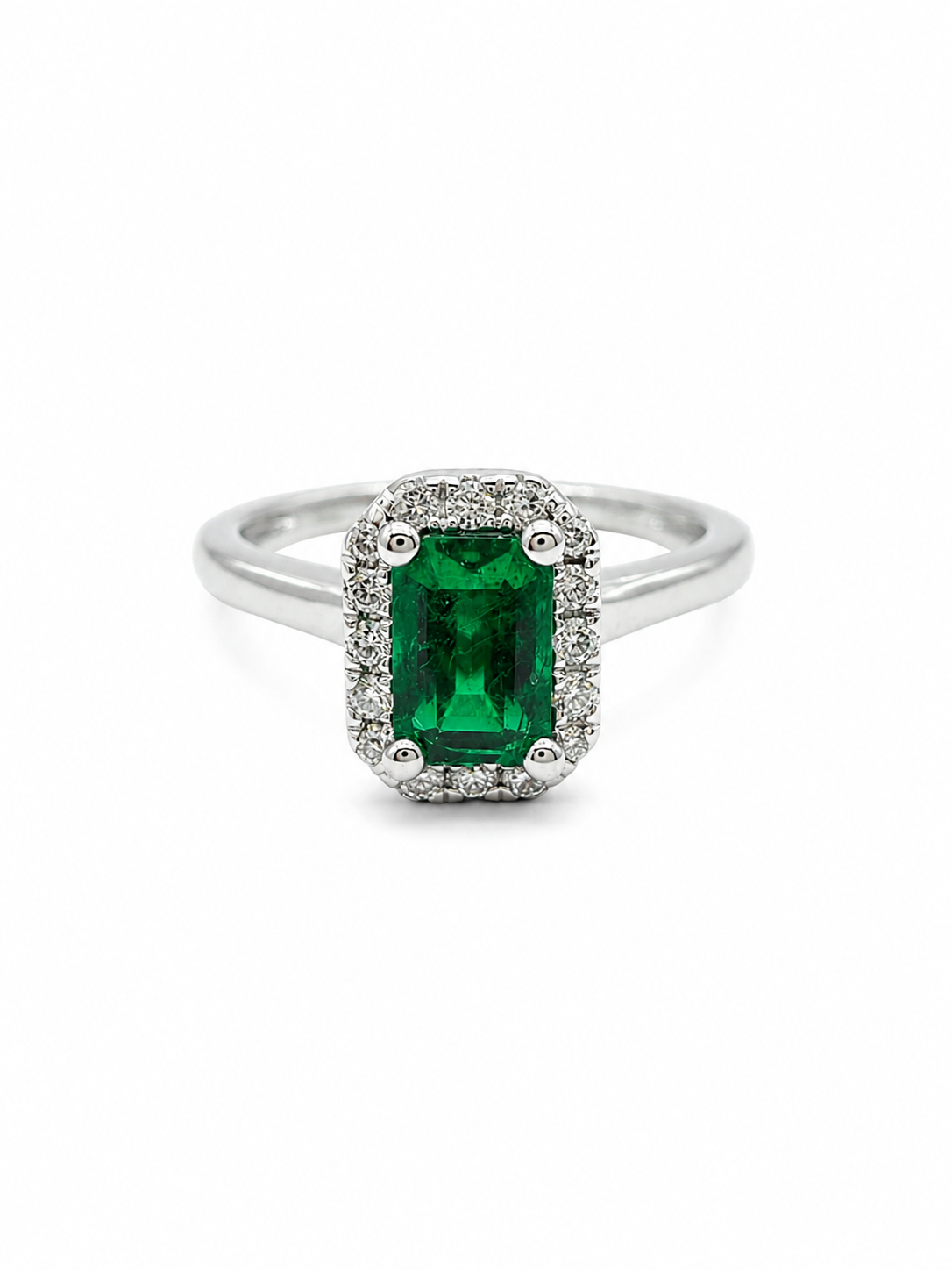 Emerald Halo Ring.png