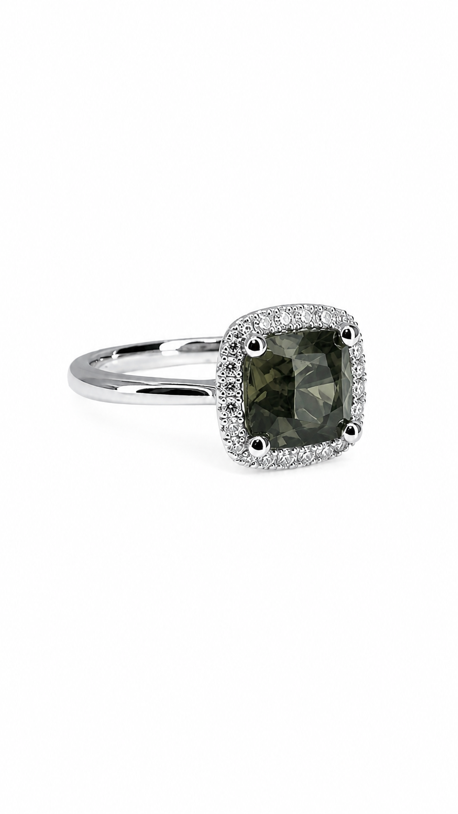 Green Sapphire Ring Side.png