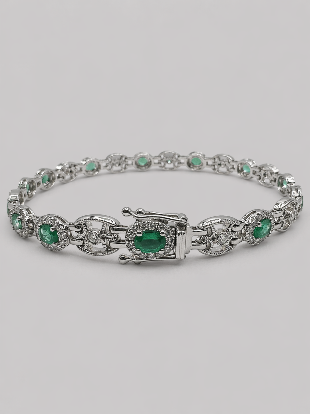 Emerald Filigree Bracelet in White Gold