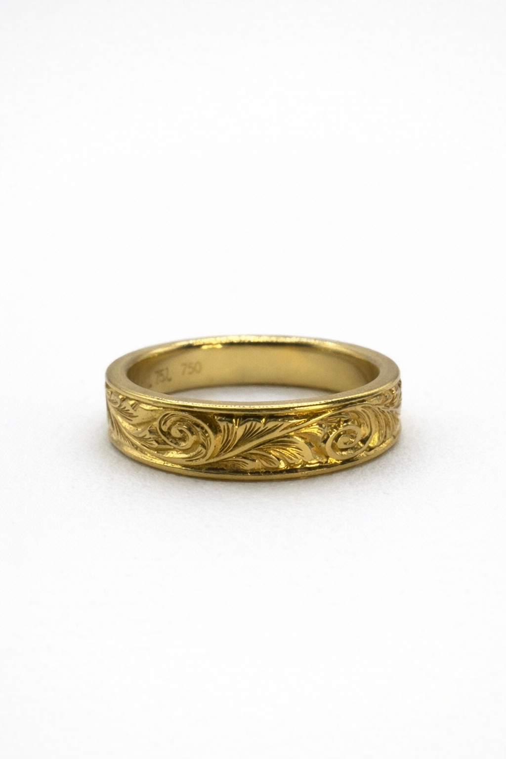 Hand-Engraved Scroll Band in Yellow Gold