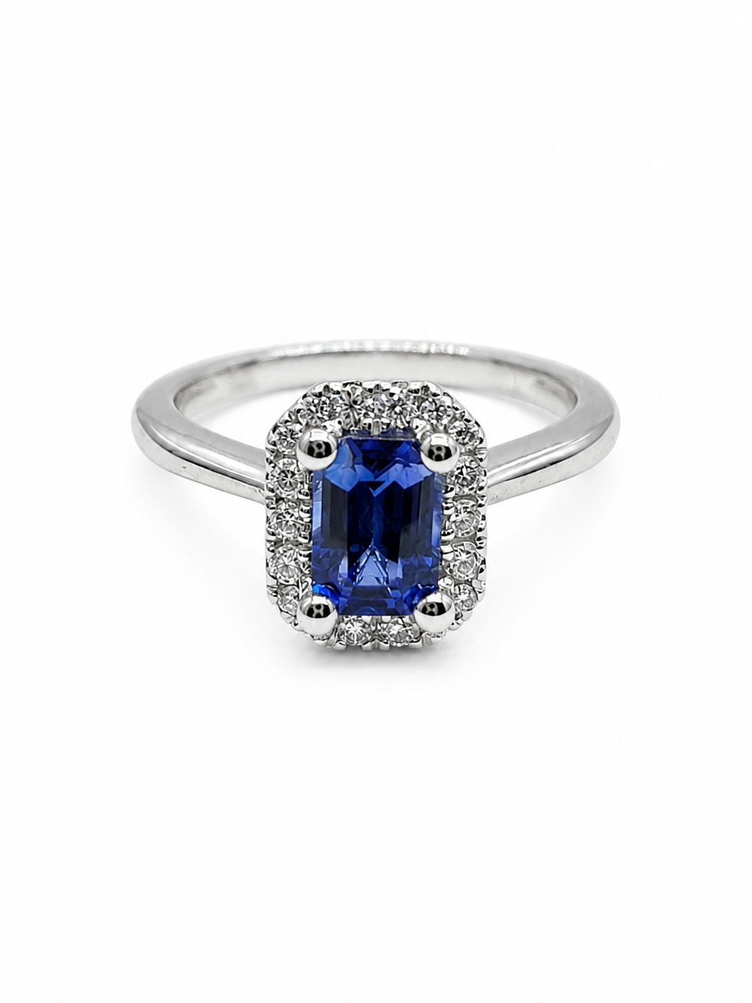 Emerald Cut Sapphire Ring.png