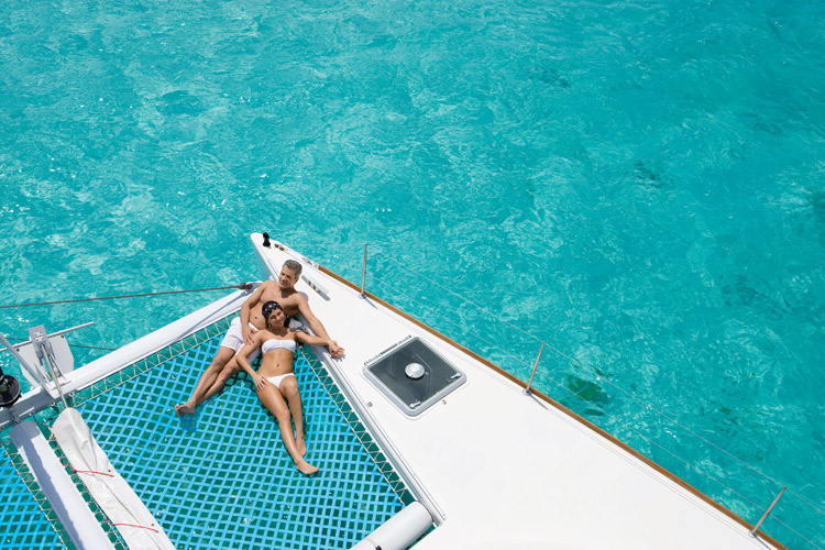 zopdb_catamaran_3.jpg