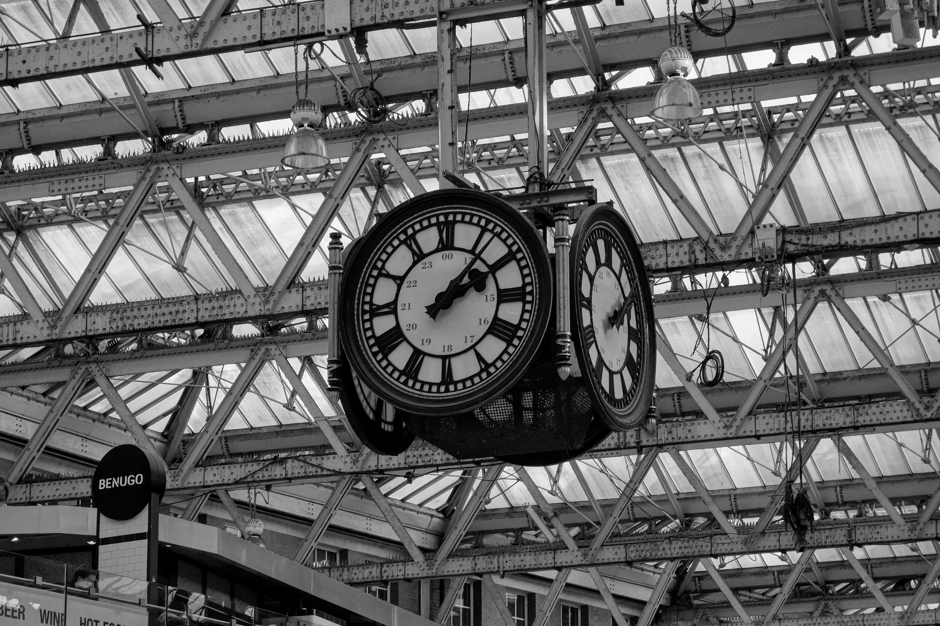 waterloo-4210116_1920.jpg