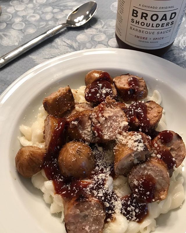 Wednesday comfort food: mac 'n cheese with sausage, a heavy drizzle of Broad Shoulders BBQ sauce topped off with some Parmesan cheese. Enjoy!