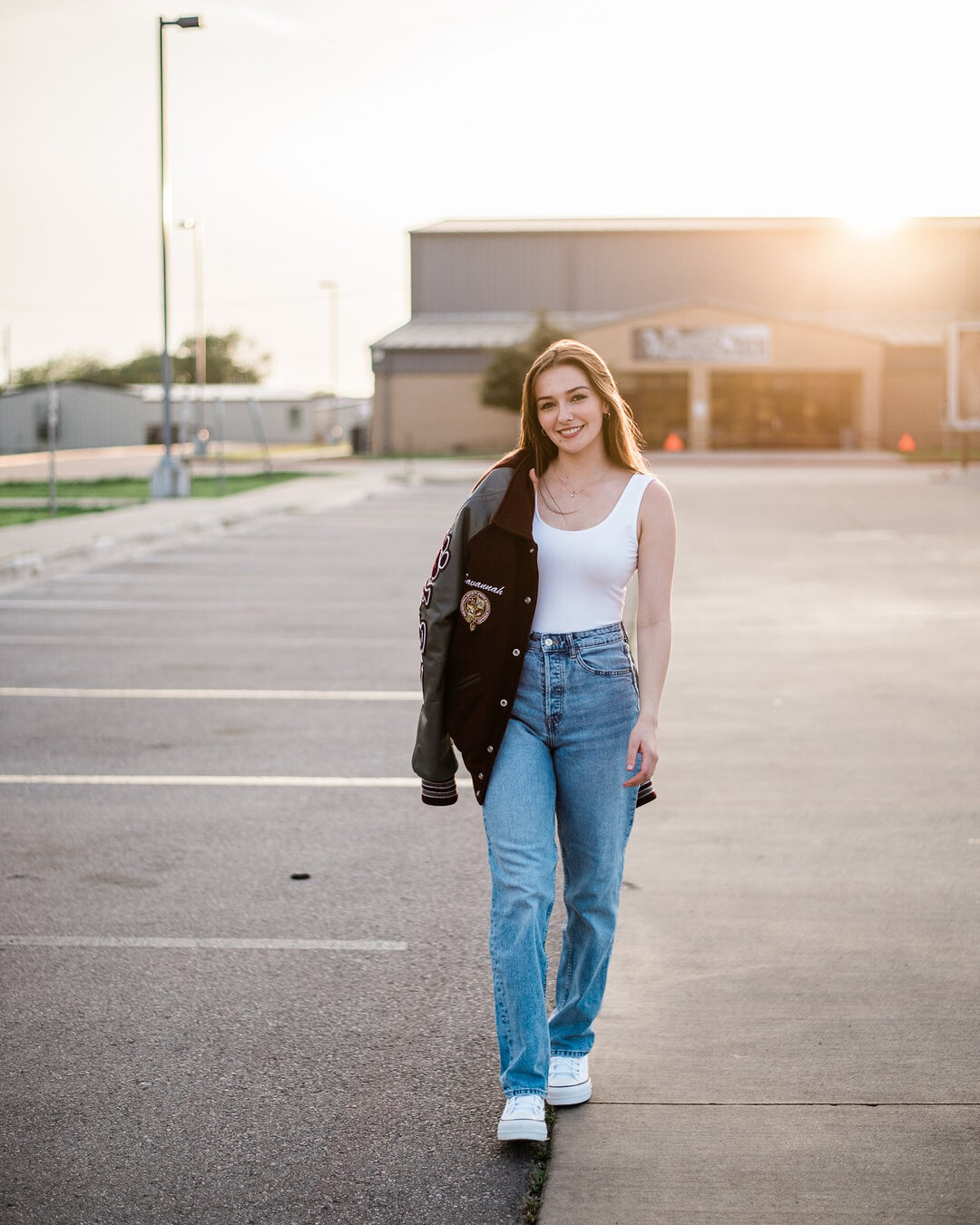 Finishing senior year like.... 🌅 ​​​​​​​​​

#seniorphotographer #austinseniorphotographer #sanantonioseniorphotographer #lockharttx #universityofhouston #collegebound