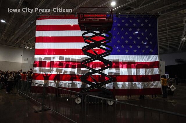 Pete Buttigieg In Coralville, Iowa, Dec. 2019. #iacaucus #onassignment @presscitizen #usa #politics #americanflag #bootedgeedge