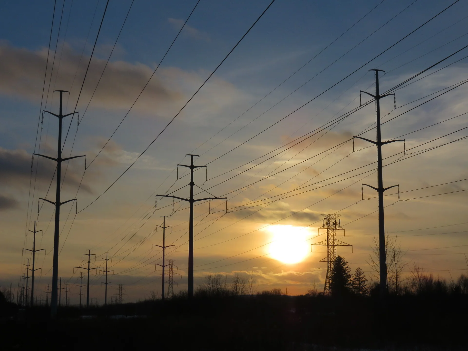 electric-632731_1920.jpg