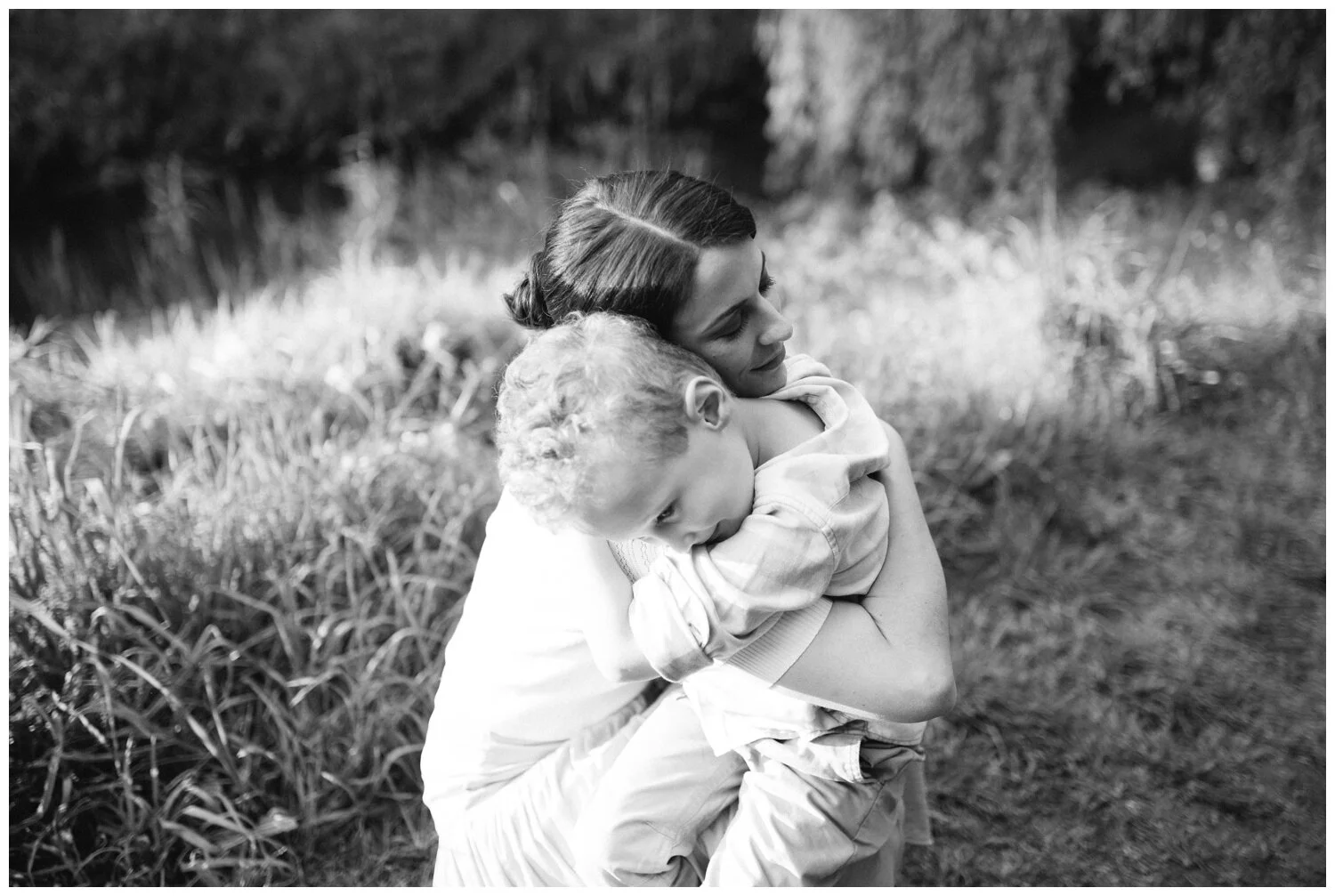 Northcote family photographer siblings daughter backlight natural sunset melbourne candid summer autumn