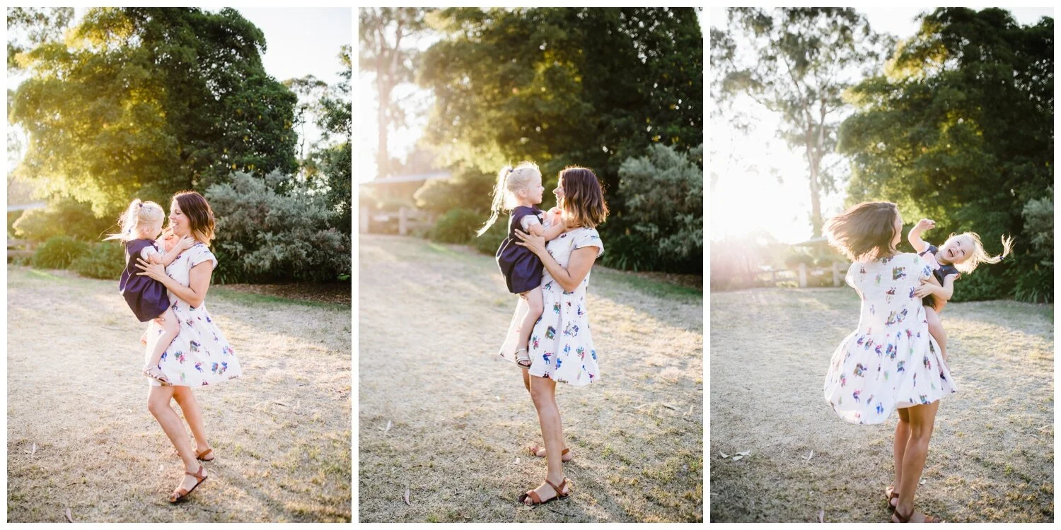 Family photographer Ivanhoe. Natural family photography. Siblings. Brother and sister. Backlight. Natural light. Sunset. Sunrise. Melbourne. Candid summer autumn spring garden
