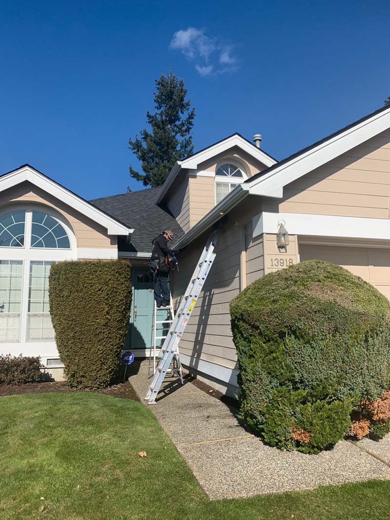 Gutters-Installed-Queen-Anne-WA.jpg