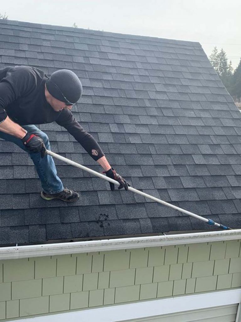 Gutter-Clearing-Tigard-OR-768x1024.jpg