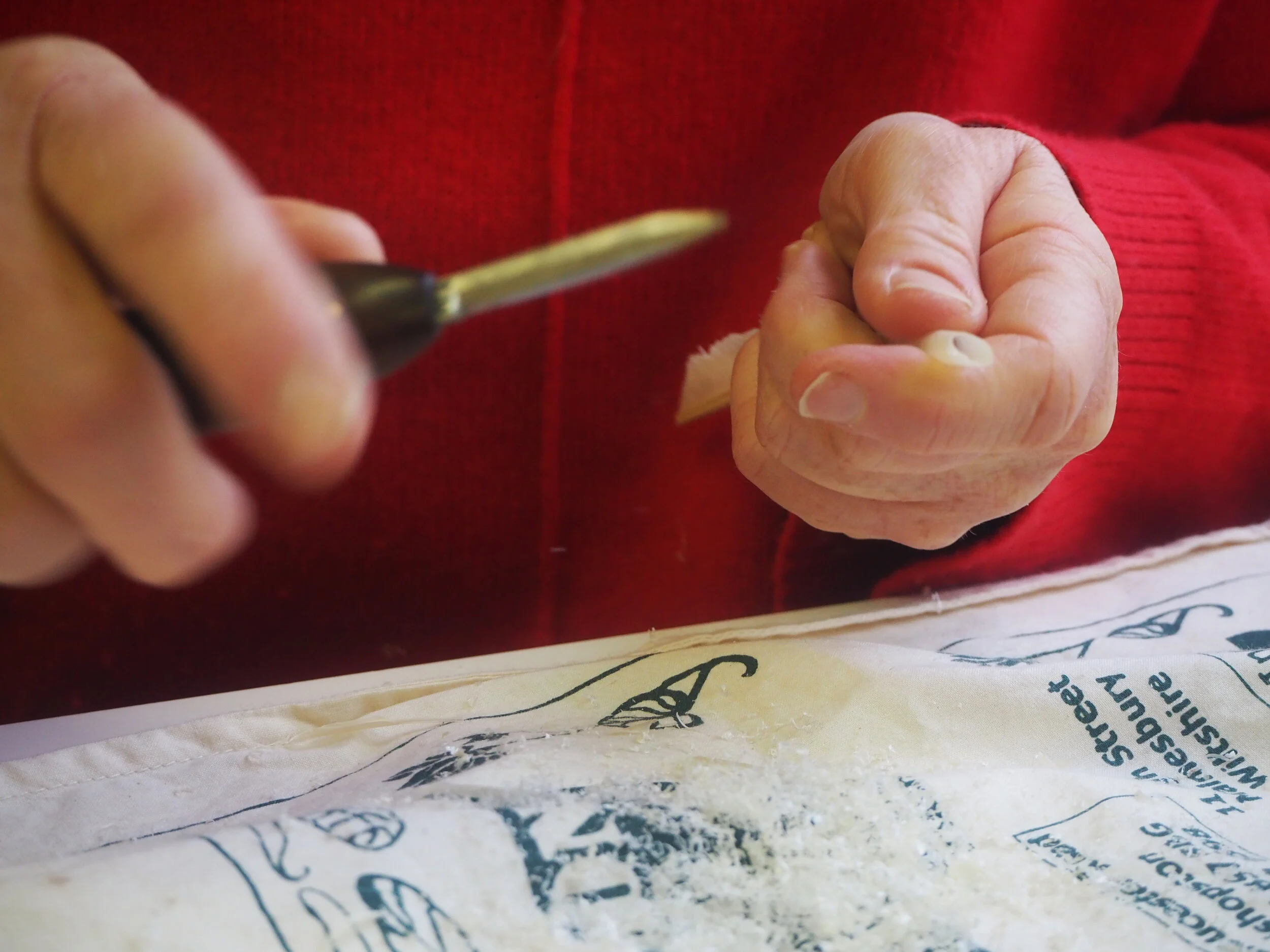 ELI 18.19_WS SH_WRITING SMALL_014.jpeg