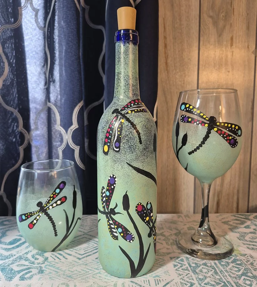 dragonfly wine bottle set.jpeg
