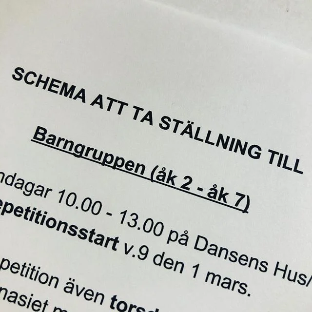 Missade du infomötet och vill veta mer om ledare, reptider och musikaler? Håll koll på vår hemsida och Facebook där det snart kommer ut info och anmälan! #scenösterlen #musikal #österlen