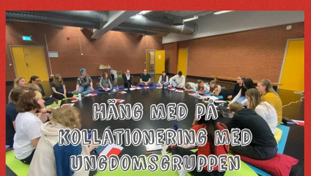 Ett skepp kommer lastat med manus. Även för ungdomsgruppen var det kollationering för föreställningen Heathers igår. 
Vill du hänga med till 80-talet? Det utlovas scrunches, krocket och mord. Stämmer det verk