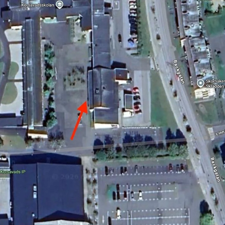 Ni kanske &auml;r en del som inte har varit p&aring; Korsavadsskolan d&auml;r infom&ouml;tet h&aring;lls tisdagen den 10/2 kl 18.30. H&auml;r kommer en liten hj&auml;lpsam bild som visar vilken d&ouml;rr man ska g&aring; in igenom f&ouml;r att komma 