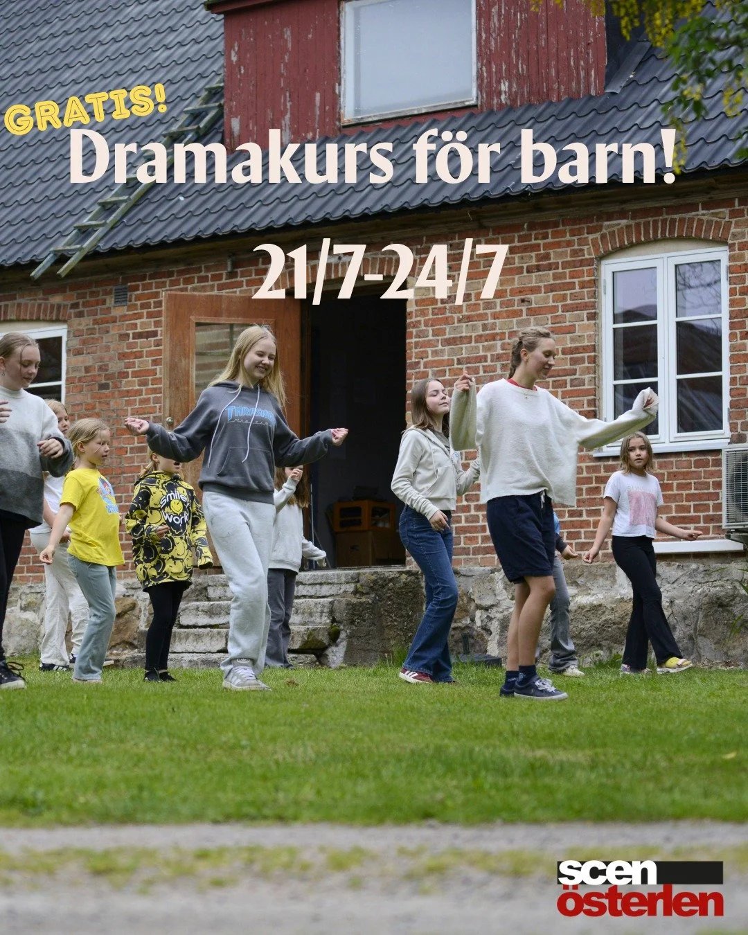 H&auml;r kommer en fantastiskt rolig nyhet! Tack vare ett lovbidrag fr&aring;n Simrishamns kommun kommer vi att kunna erbjuda en dramakurs f&ouml;r barn i sommar den 21-24/7! 

Du som &auml;r 7 &aring;r och upp&aring;t kan anm&auml;la dig, och tillsa