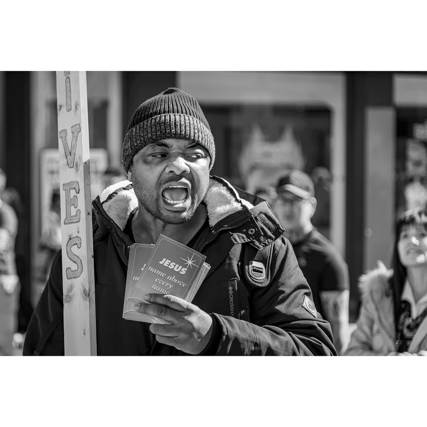 Leeds City Centre.
The sun shone brightly for the Briggate Street Preachers who were out in force on a busy Saturday afternoon.
#leedsuk #leedsstreetphotography #streetphotographer #igers #igersleeds #protest #streetphotographers #streetportrait #st