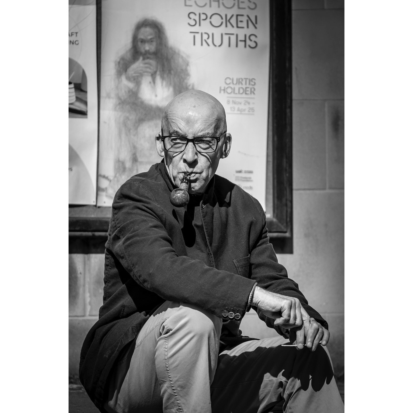 A very rare sight nowadays, but this image of a gentleman sitting on the Art Gallery steps on a sunny day is an image that’s filled with nostalgia for me.
When I was young a spent a lot of time with my grandad and if there is one thing I would
