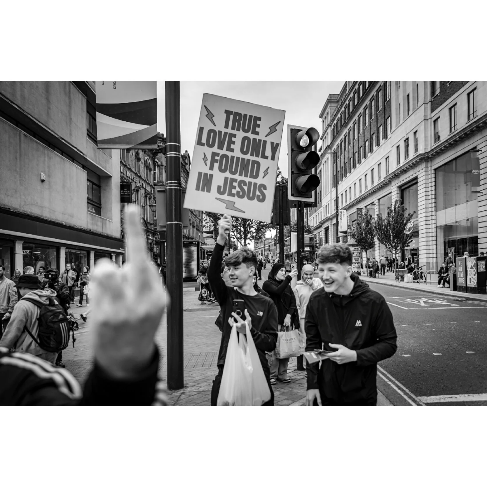 2025 Archive
Following on from the last post&hellip; 😃
Read into it what you will.

#leeds #leedsuk #loveleeds #loveleedslife #igersleeds #street #streetphotography #streetphotographer #urban #urbanphotography #urbanstyle #bnw #blackandwhite #blacka