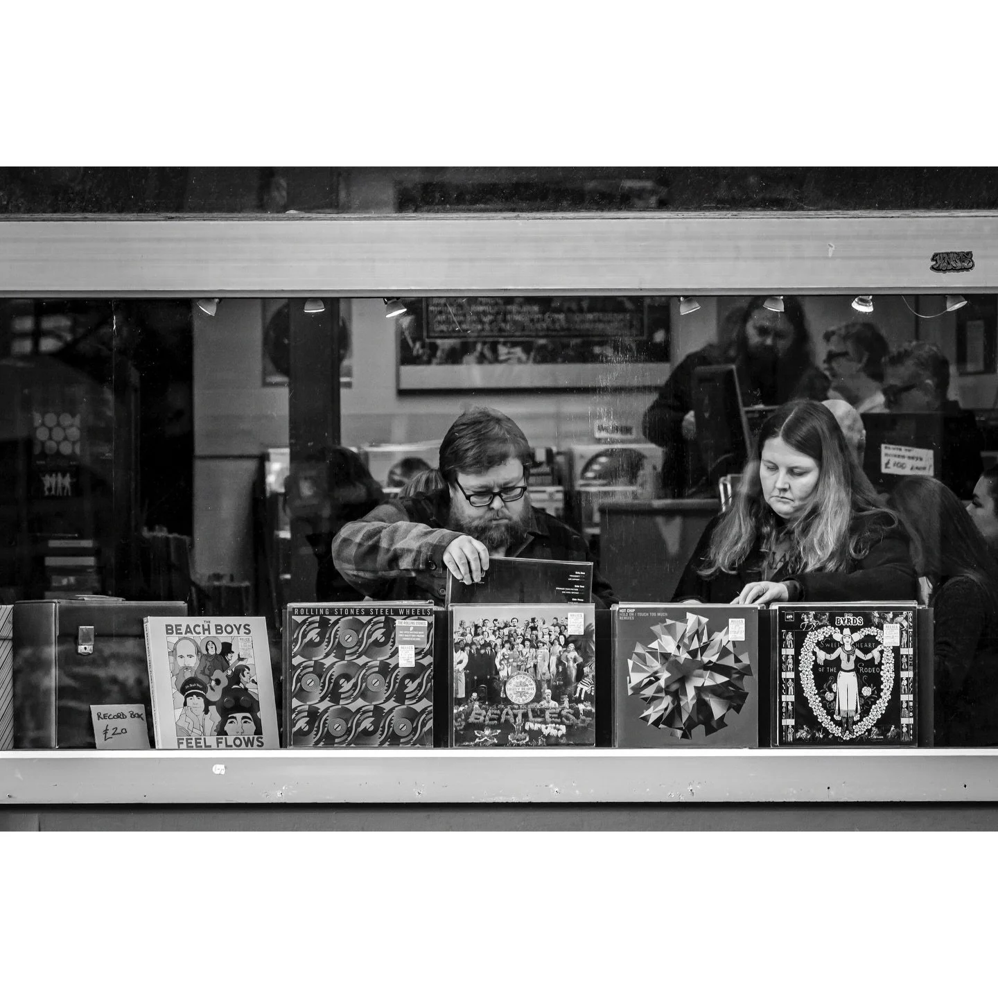 For the record. The vinyl hunters of Leeds.

#leeds #recordshop #bnwstreetphotography #blackandwhite #bnw