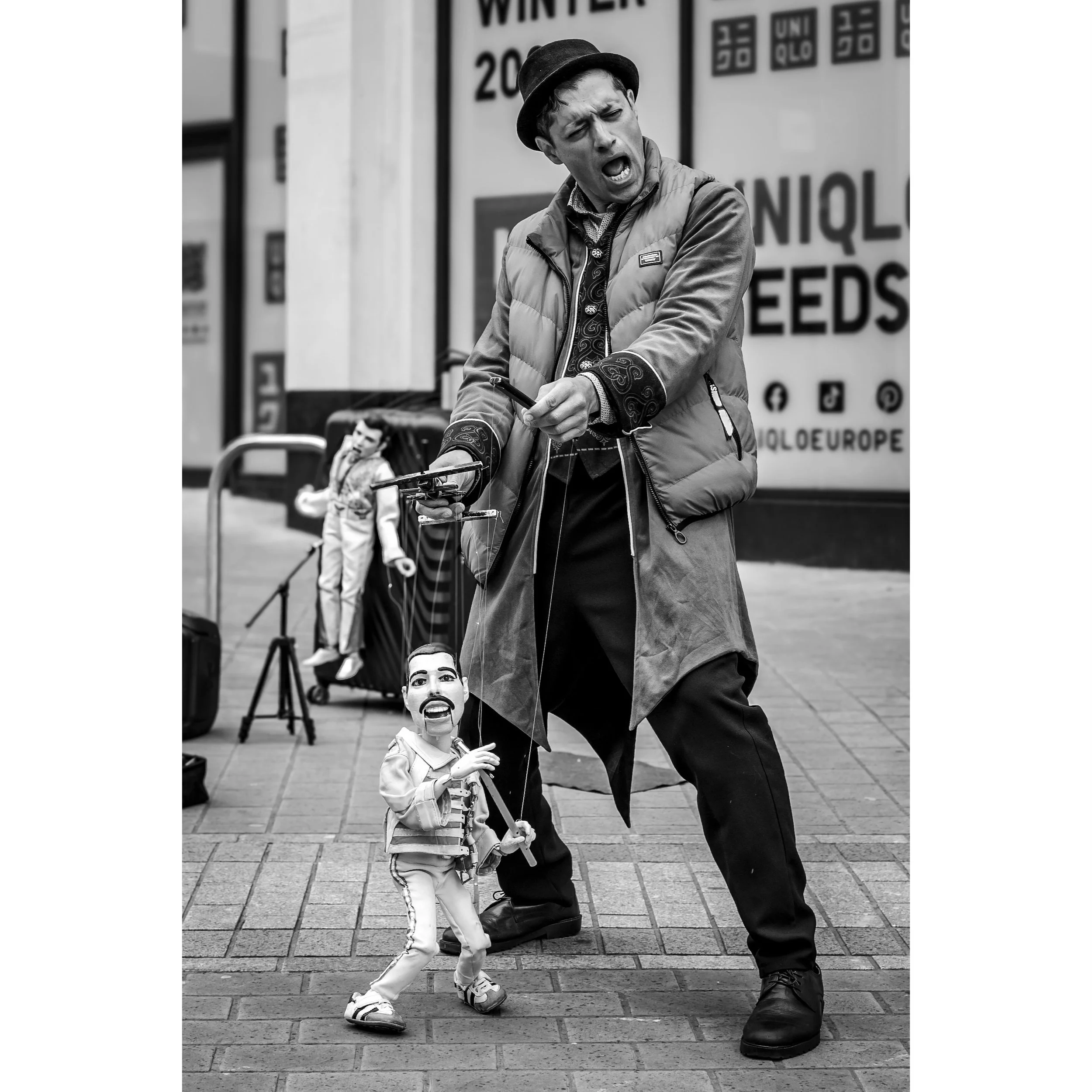 When Freddie brought a kind of magic to Leeds&hellip;
(With strings attached)
I can&rsquo;t honestly remember the last time since I was a kid when I saw a traditional puppeteer, so just as I was about to put my camera away before I ventured home, it 