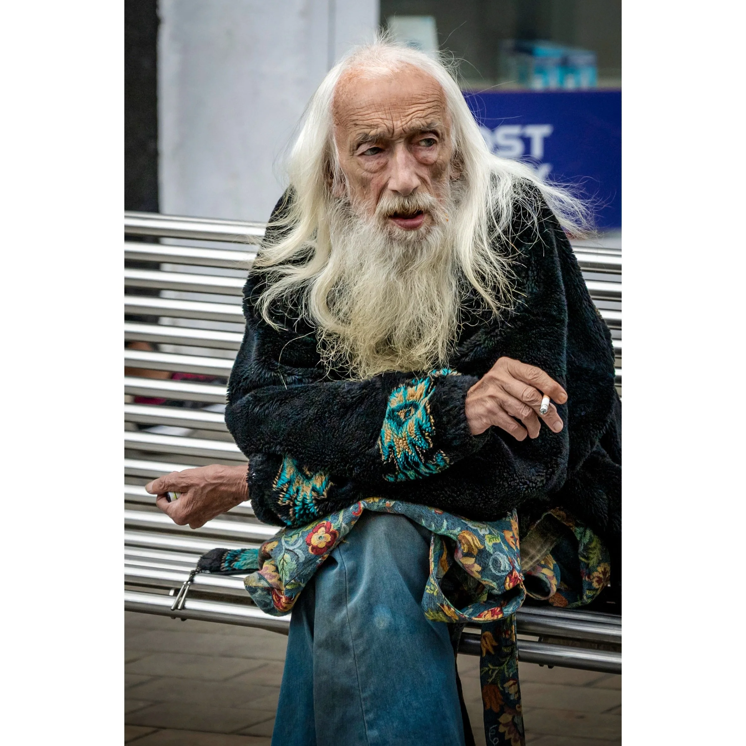 Spotted this gentleman once again in Leeds city centre.
I don&rsquo;t know his story, but his face and style says so much to me.
No doubt it won&rsquo;t be the last time we cross paths.

#leeds #streetportrait #streetphotography #streetlife #streetsh