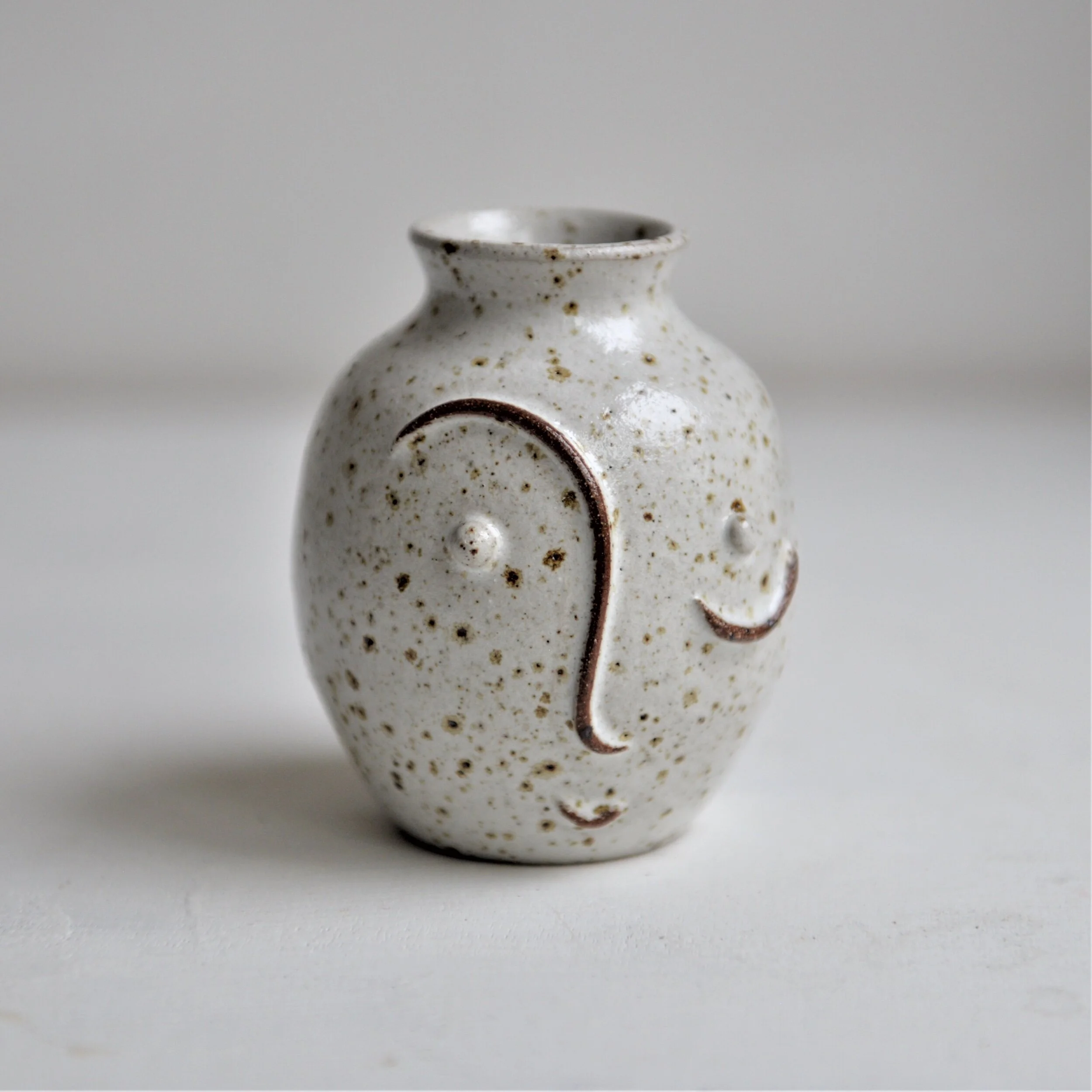 FBF7FF77-883B-4A5F-B23B-124F9779CA3F