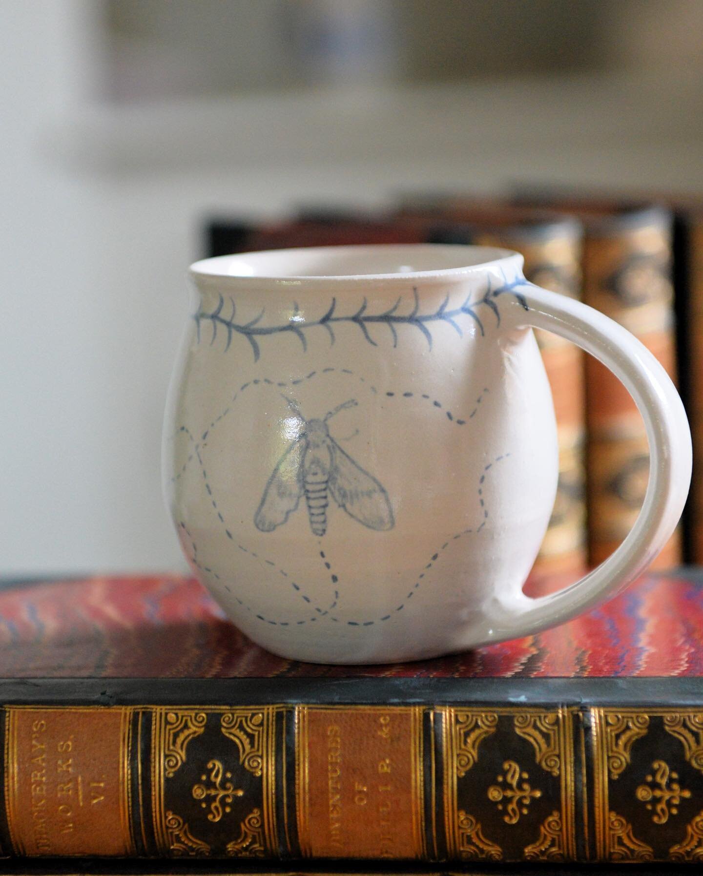 I think this is my favourite teaset I&rsquo;ve ever made and it&rsquo;s going to have to be physically wrenched from me. I made it for a competition for @waterstones - all you need to do to enter is preorder a copy of The Burial Plot from them, and i
