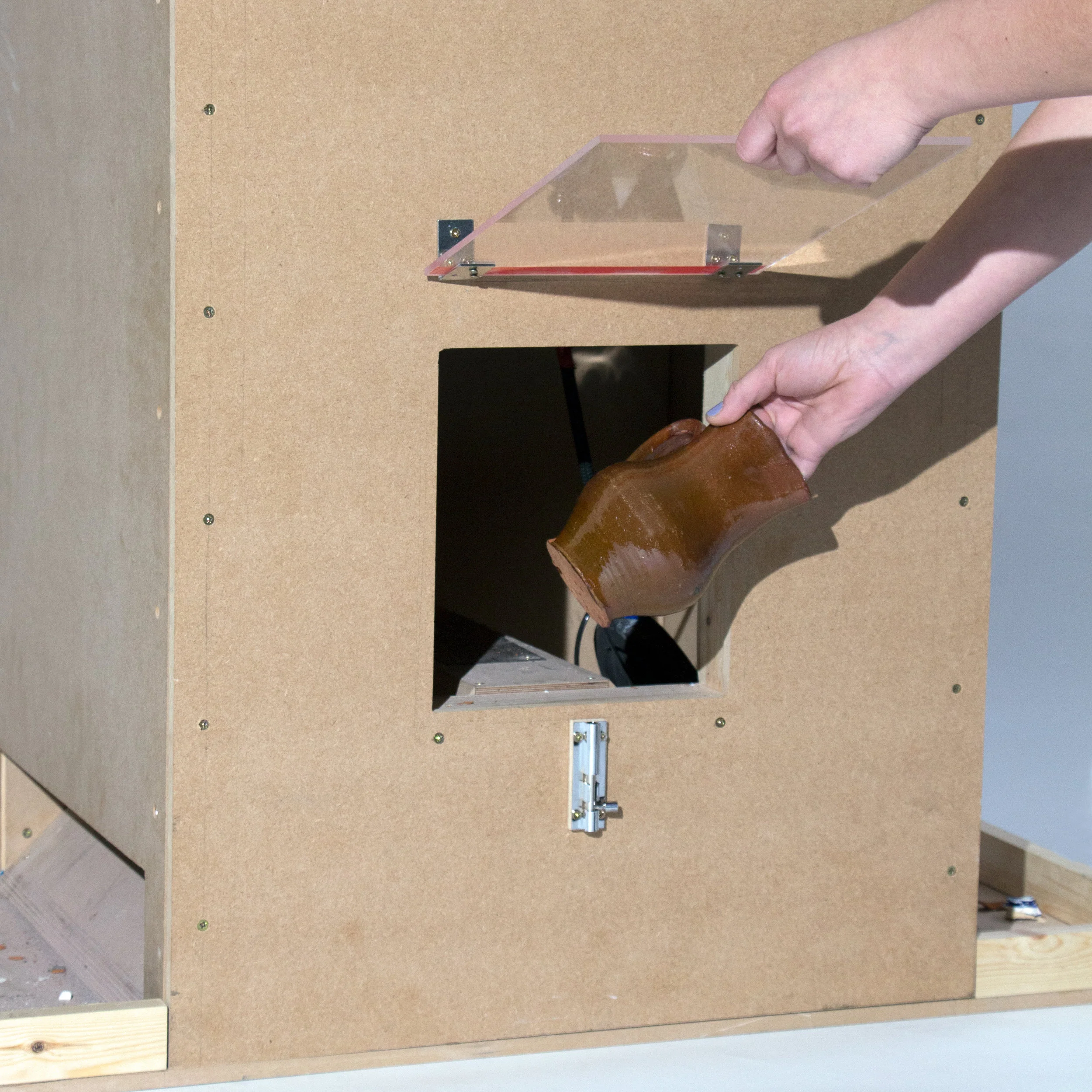Instaholefinal2.jpg