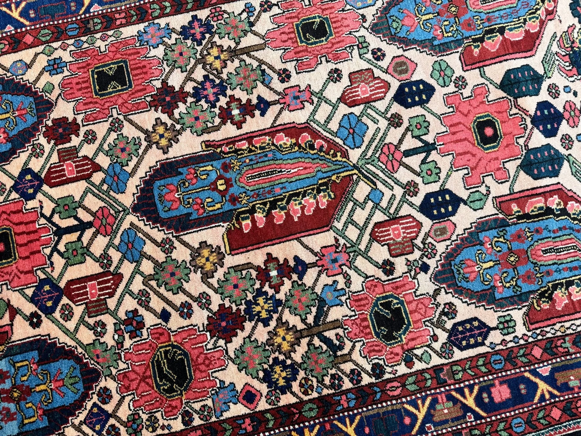 10_250700001_10_Antique_Persian_Bakhtiar_Rug.jpeg