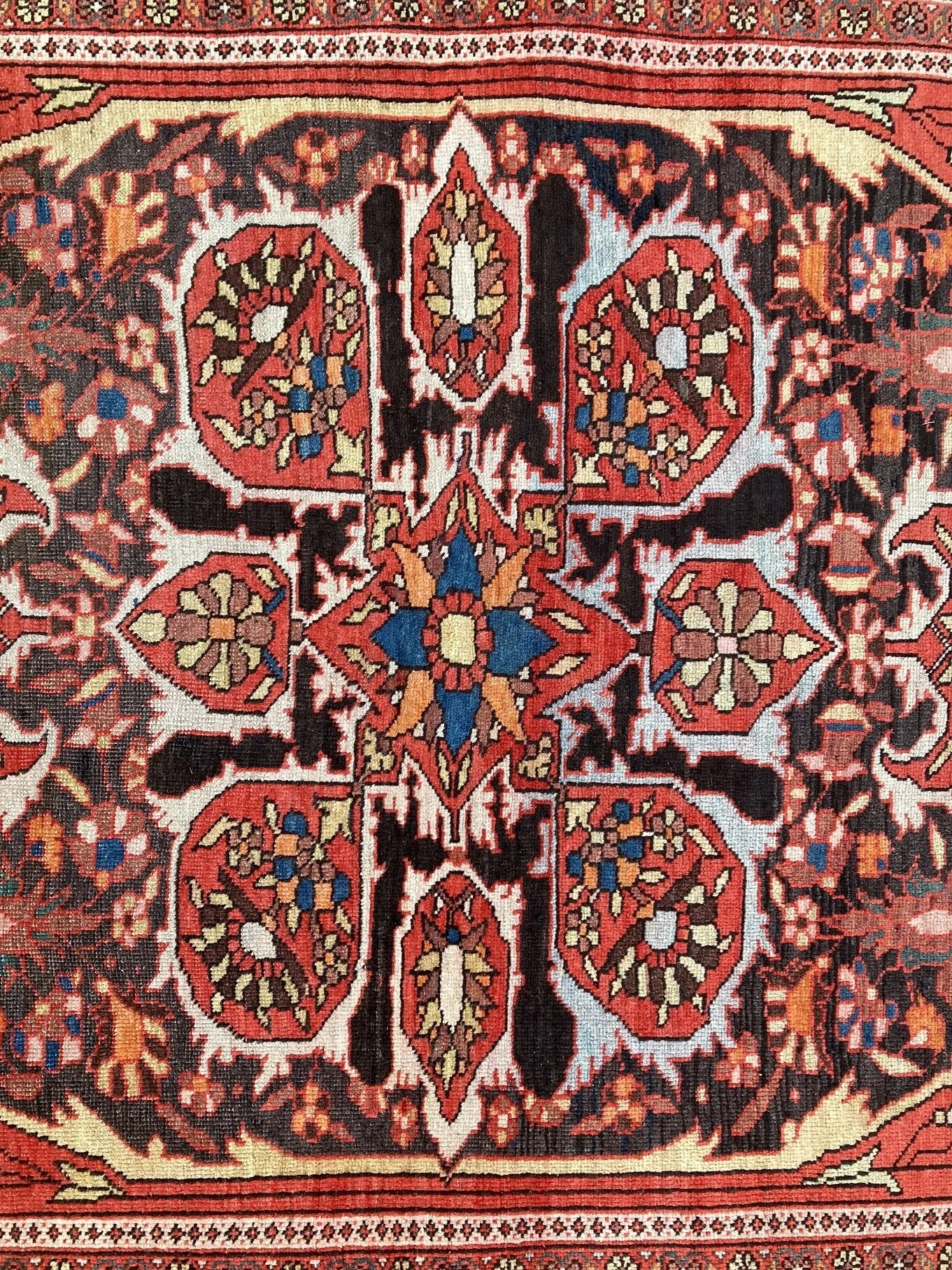 20.28.00004_8 Antique Persian Ferahan Rug.jpeg