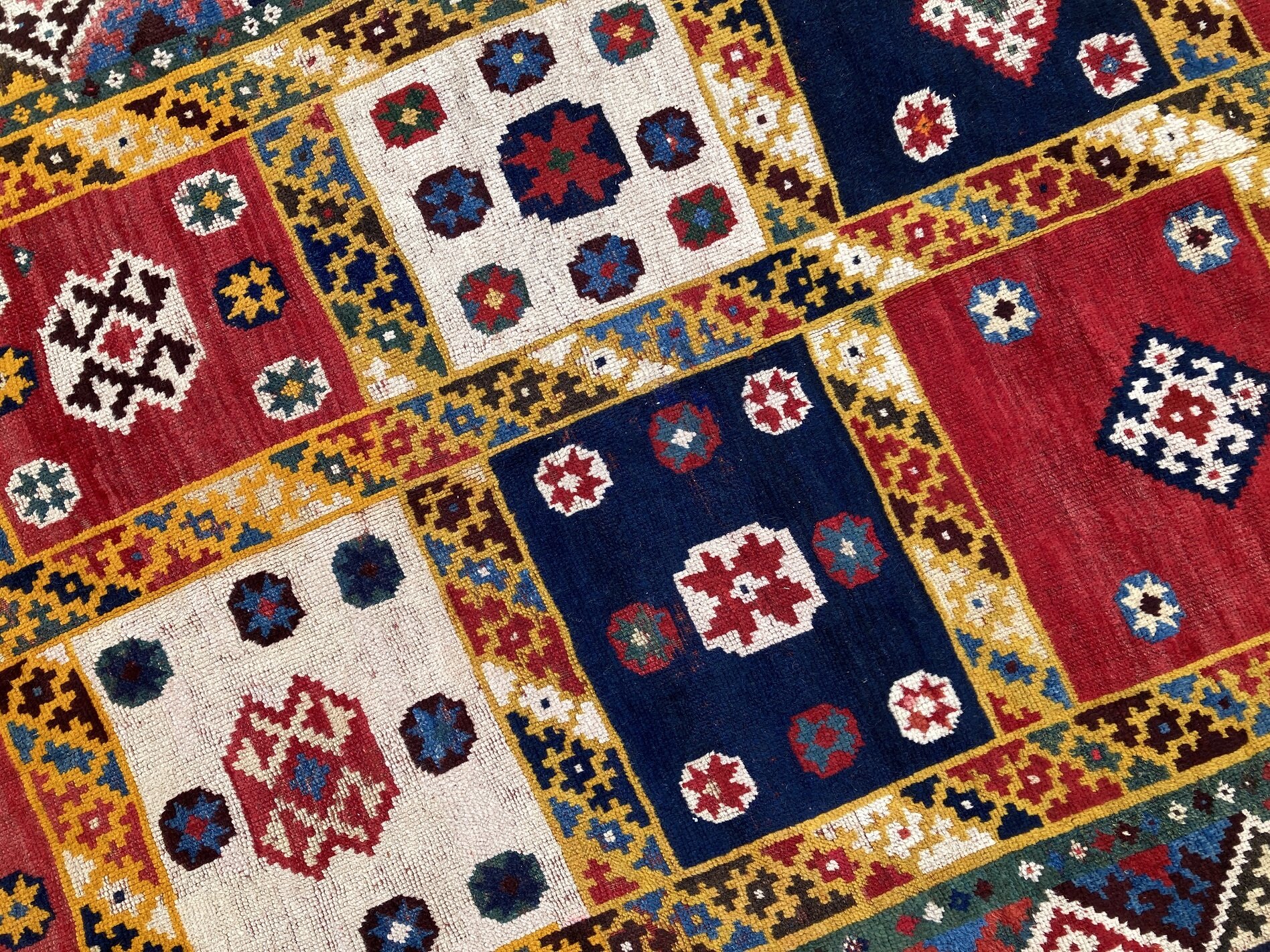 Antique Gabbeh Rug 2.68m x 1.42m — Rug Addiction