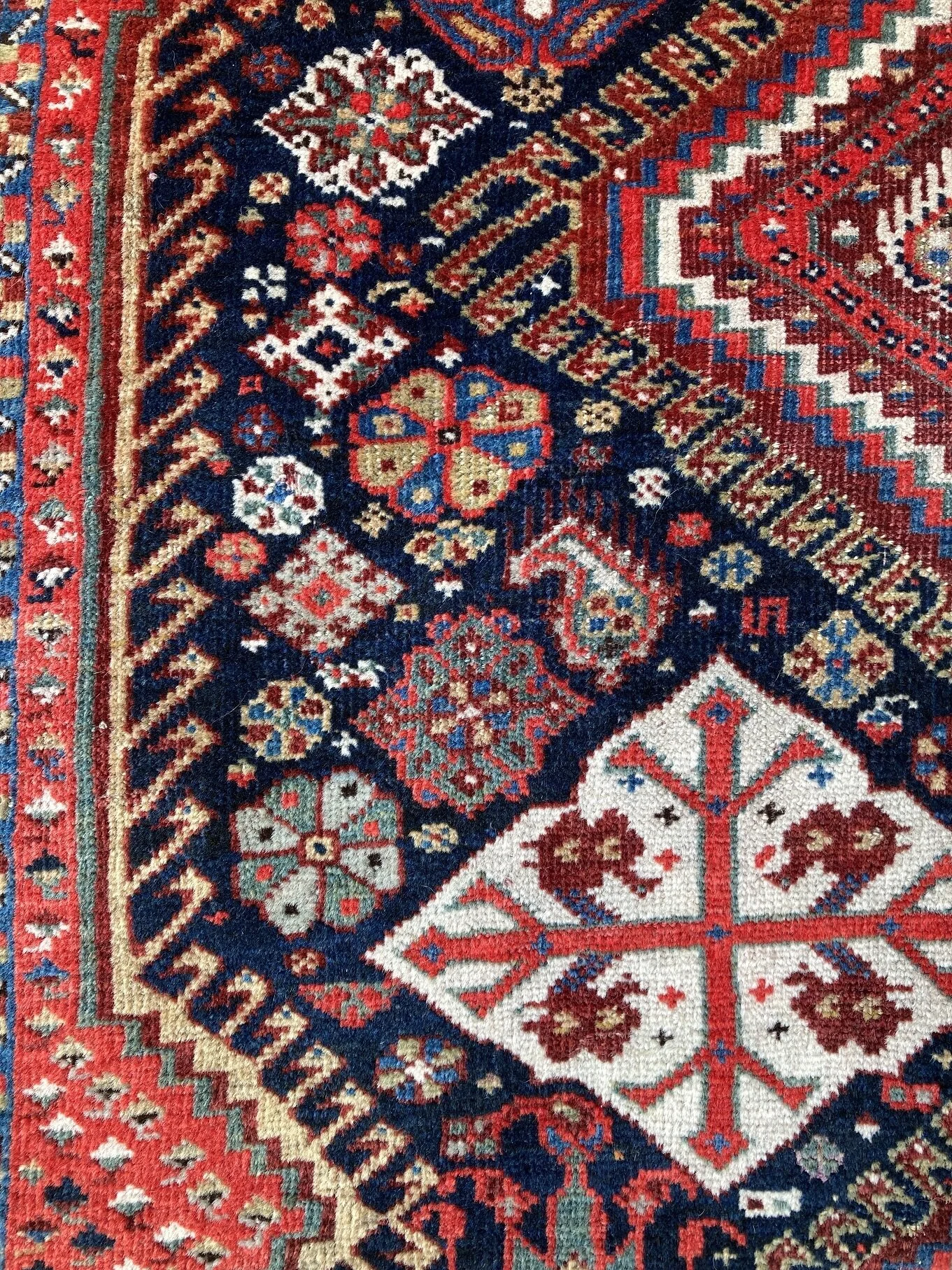 21.22.00004_8 Antique Persian Qashqai Rug.JPG