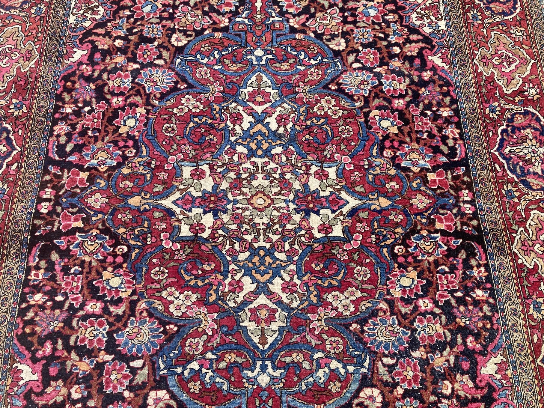 21.23.00003_3 Antique Persian Isfahan Rug.jpg