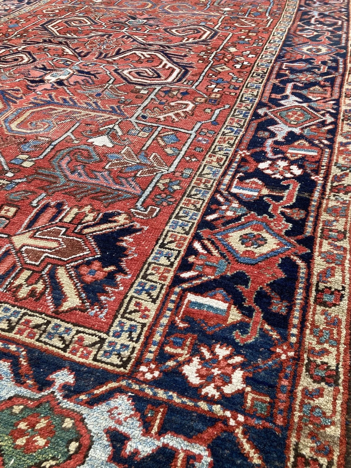 220100006_5 Antique Persian Heriz Carpet.JPG