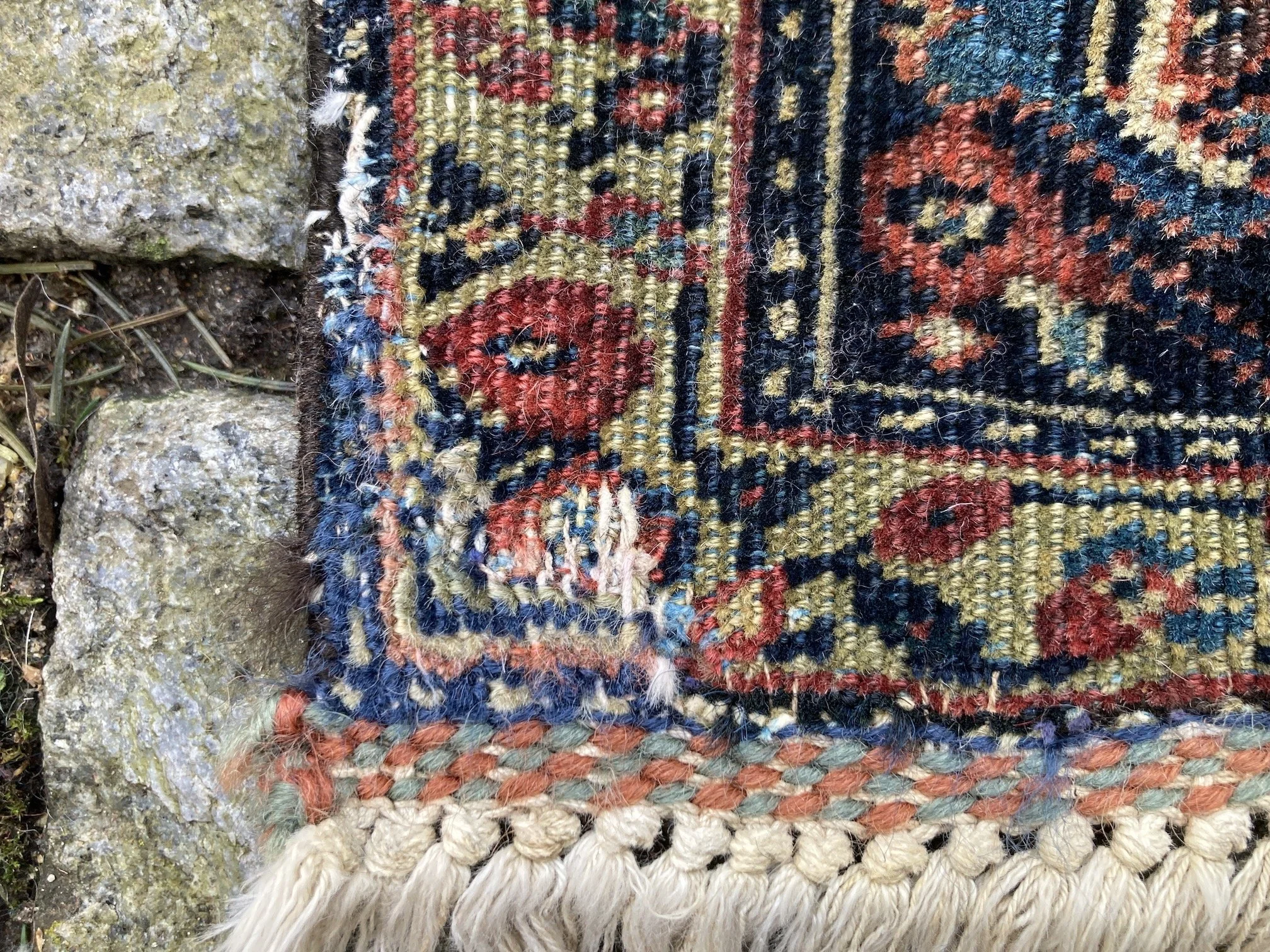 220300004_10 Antique Persian Ferahan Rug.JPG