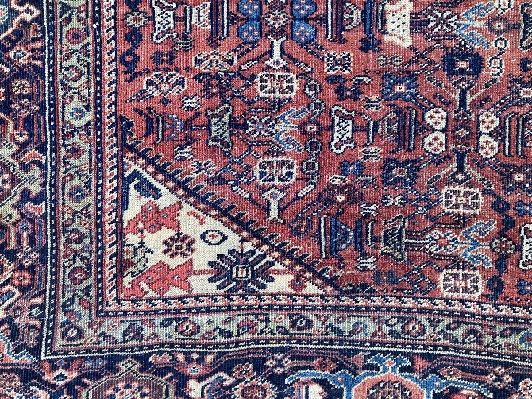 220300004_8 Antique Persian Ferahan Rug.JPG
