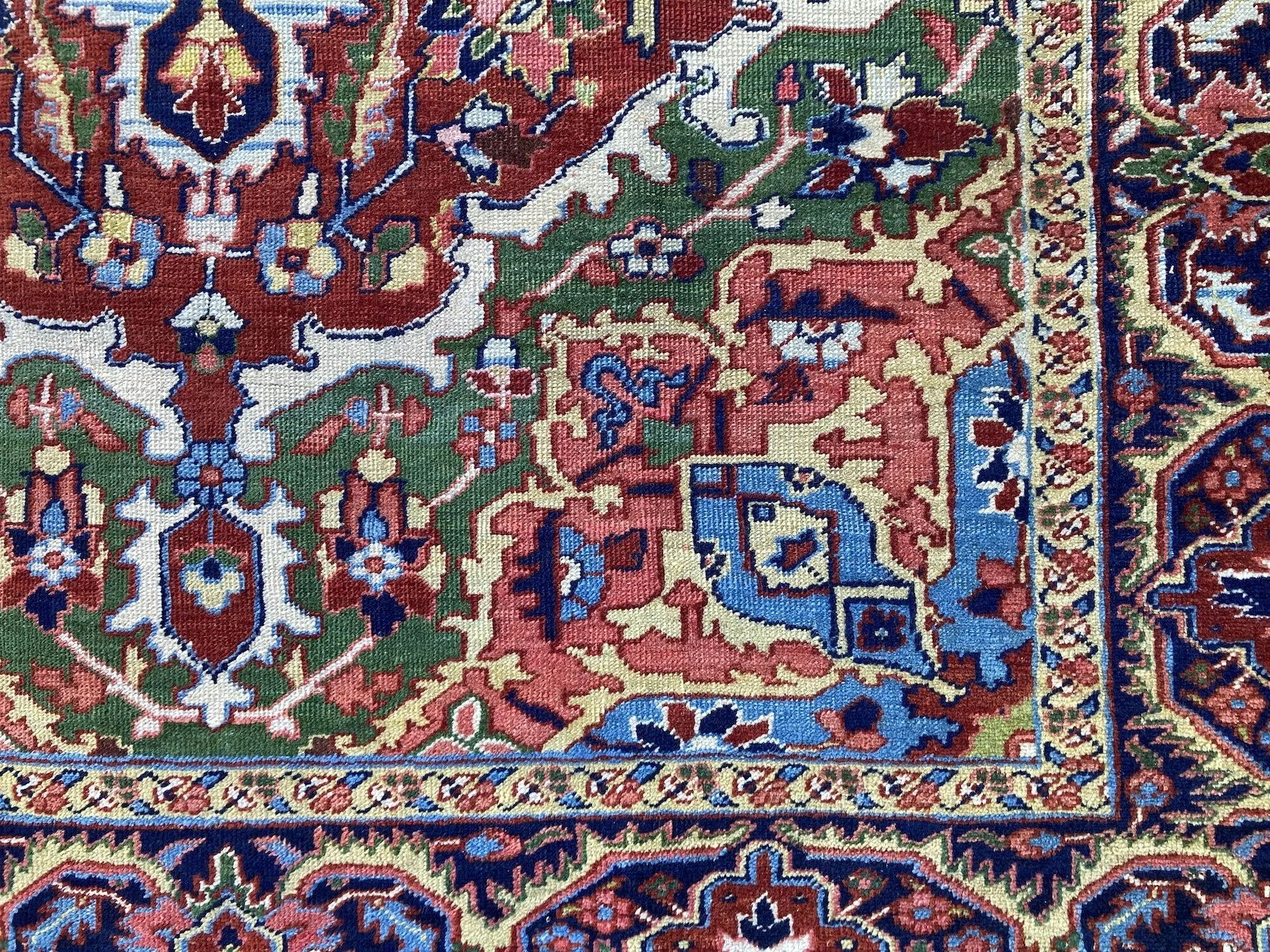 220600001_9 Antique Persian Heriz Carpet.JPG
